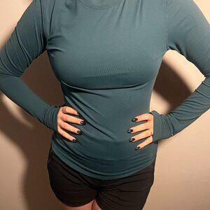 Lululemon Green Long Sleeve